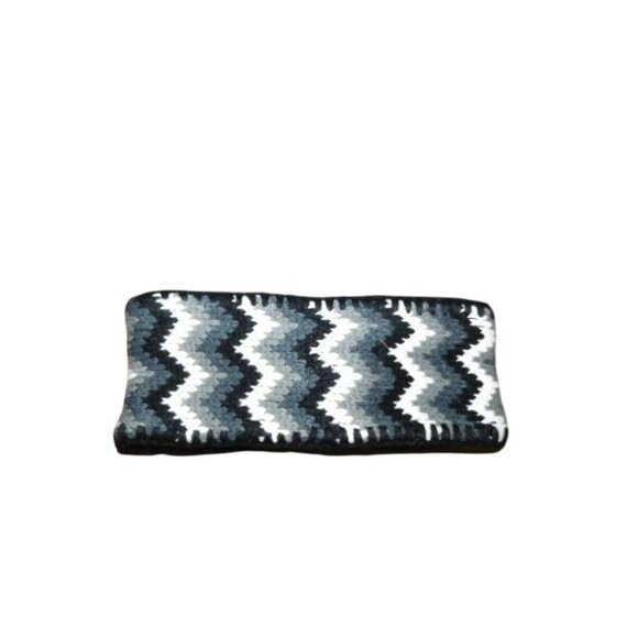 C. C. Lot of 2 Knit Ear Warmer Style Headbands Warm  NWT - Picture 2 of 4